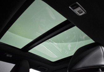 Подержанный автомобиль Geely Coolray 2023 года (22 фото)