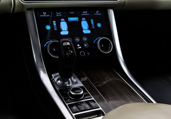 Подержанный автомобиль Land Rover Range Rover Sport 2013 года (16 фото)