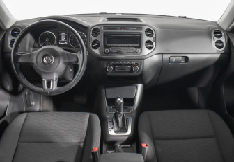 Подержанный автомобиль Volkswagen Tiguan 2014 года (13 фото)