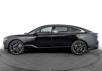 Новый Voyah Passion 2025 (3 фото)