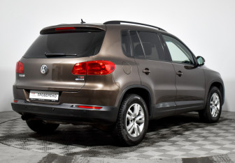 Подержанный автомобиль Volkswagen Tiguan 2015 года (5 фото)