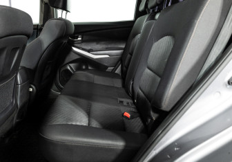 Подержанный автомобиль SsangYong Actyon 2013 года (10 фото)