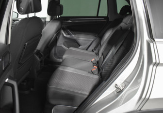 Подержанный автомобиль Volkswagen Tiguan 2018 года (11 фото)
