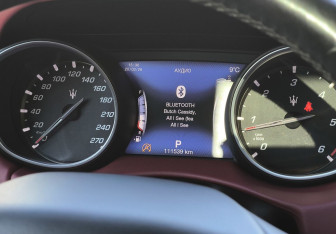 Подержанный автомобиль Maserati Levante 2018 года (19 фото)