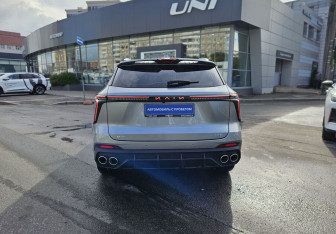 Подержанный автомобиль Kaiyi X7 Kunlun 2024 года (5 фото)