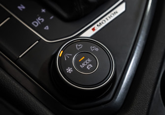 Подержанный автомобиль Volkswagen Tiguan 2019 года (22 фото)