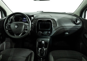 Подержанный автомобиль Renault Kaptur 2016 года (13 фото)