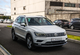 Подержанный автомобиль Volkswagen Tiguan 2019 года (5 фото)
