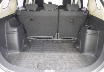 Подержанный автомобиль Mitsubishi Outlander 2012 года (16 фото)