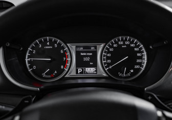 Подержанный автомобиль Suzuki Vitara 2018 года (11 фото)