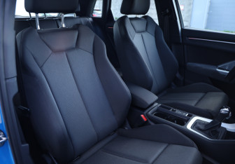 Подержанный автомобиль Audi Q3 2019 года (28 фото)