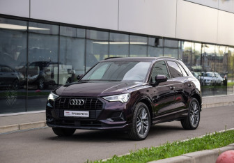 Подержанный автомобиль Audi Q3 2020 года (3 фото)