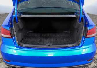 Подержанный автомобиль Audi A3 Sedan 2019 года (15 фото)