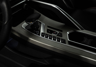 Подержанный автомобиль Geely Coolray 2023 года (21 фото)