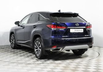 Подержанный автомобиль Lexus RX 2021 года (5 фото)