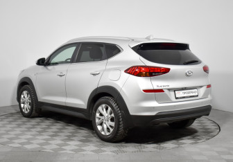 Подержанный автомобиль Hyundai Tucson 2019 года (7 фото)