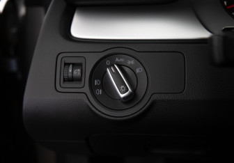 Подержанный автомобиль Volkswagen Passat CC 2010 года (13 фото)