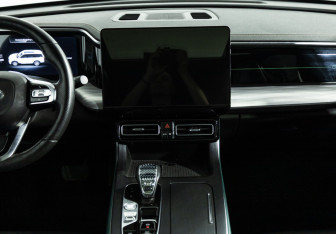 Подержанный автомобиль GAC GS8 2023 года (14 фото)