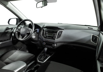 Подержанный автомобиль Hyundai Creta 2017 года (9 фото)
