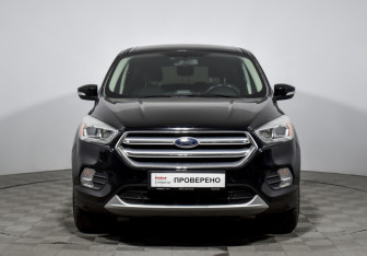 Подержанный автомобиль Ford Kuga 2017 года (2 фото)