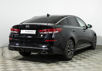Подержанный автомобиль Kia Optima Sedan 2019 года (5 фото)