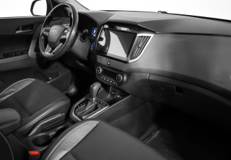 Подержанный автомобиль Hyundai Creta 2017 года (13 фото)