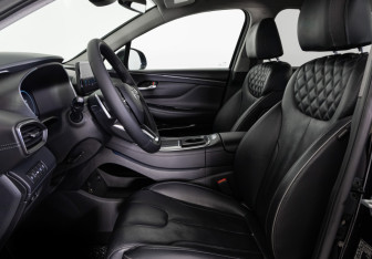 Подержанный автомобиль Hyundai Santa Fe 2021 года (25 фото)