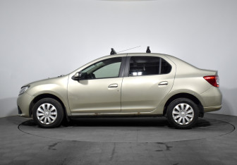 Подержанный автомобиль Renault Logan Sedan 2014 года (8 фото)