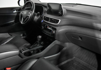 Подержанный автомобиль Hyundai Tucson 2020 года (15 фото)