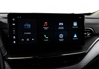 Подержанный автомобиль Haval F7 2022 года (18 фото)