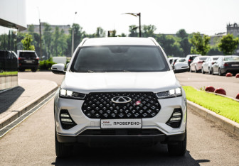 Подержанный автомобиль Chery Tiggo 7 Pro 2022 года (4 фото)