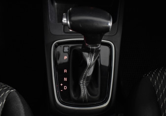 Подержанный автомобиль Kia Rio Hatchback 2019 года (17 фото)