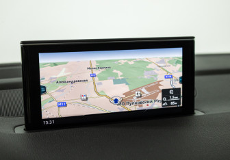 Подержанный автомобиль Audi Q7 2019 года (16 фото)