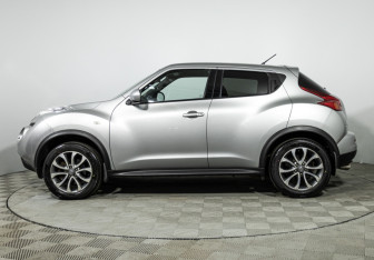 Подержанный автомобиль Nissan Juke 2013 года (8 фото)