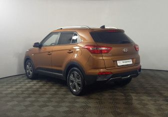 Подержанный автомобиль Hyundai Creta 2017 года (9 фото)