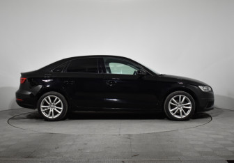 Подержанный автомобиль Audi A3 Sedan 2015 года (4 фото)