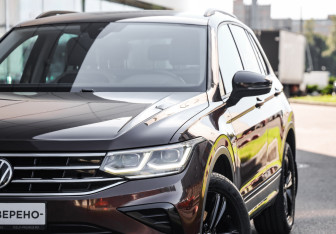 Подержанный автомобиль Volkswagen Tiguan 2021 года (2 фото)