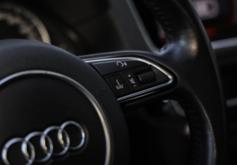 Подержанный автомобиль Audi Q5 2015 года (13 фото)