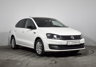 Подержанный автомобиль Volkswagen Polo Sedan 2017 года (3 фото)