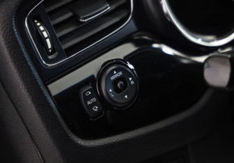 Подержанный автомобиль Kia Ceed Hatchback 2012 года (19 фото)