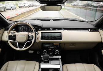 Подержанный автомобиль Land Rover Range Rover Velar 2021 года (14 фото)