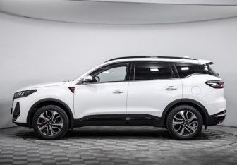 Подержанный автомобиль Chery Tiggo 7 Pro Max 2024 года (8 фото)