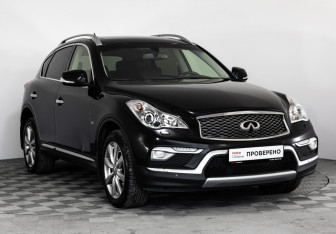 Подержанный автомобиль Infiniti QX50 2017 года (3 фото)