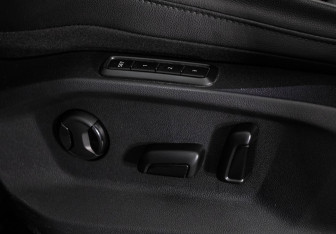 Подержанный автомобиль Volkswagen Tiguan 2021 года (25 фото)