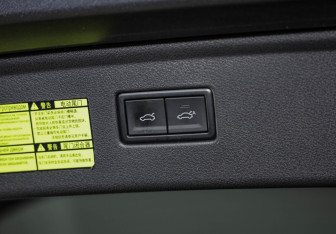 Подержанный автомобиль JAC JS6 2024 года (34 фото)