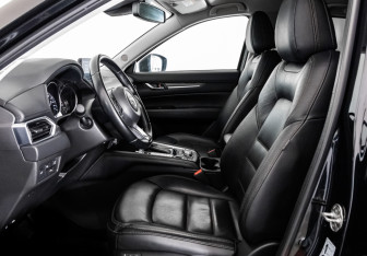Подержанный автомобиль Mazda CX-5 2021 года (20 фото)