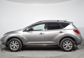Подержанный автомобиль Nissan Murano Suv 2010 года (8 фото)