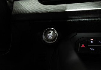 Подержанный автомобиль Haval F7x 2023 года (19 фото)