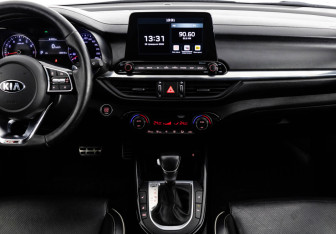 Подержанный автомобиль Kia Cerato Sedan 2020 года (14 фото)