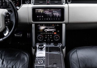 Подержанный автомобиль Land Rover Range Rover 2019 года (6 фото)